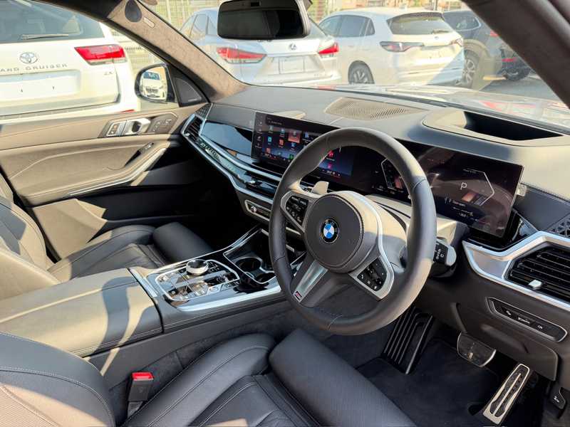 2025 BMW X7 3,0L 2025 Cyprus