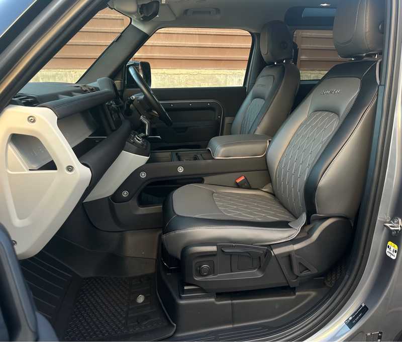 2023 Land Rover Defender 2,0L 2023 Cyprus