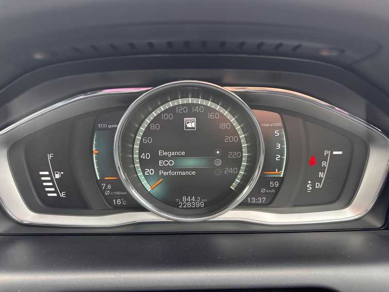 2017 Volvo XC60 2,4L 2017 Cyprus