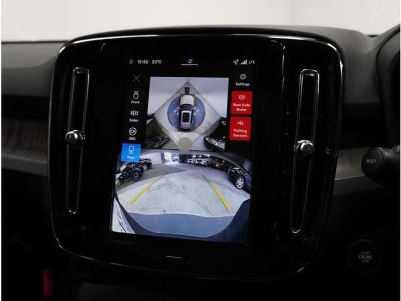2026 Volvo XC40 2,0L 2026 Cyprus