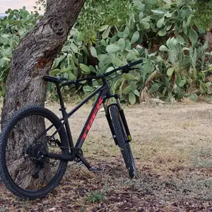 Upgraded trek marlin 5 gen 3 size m, Limassol — Germasogeia