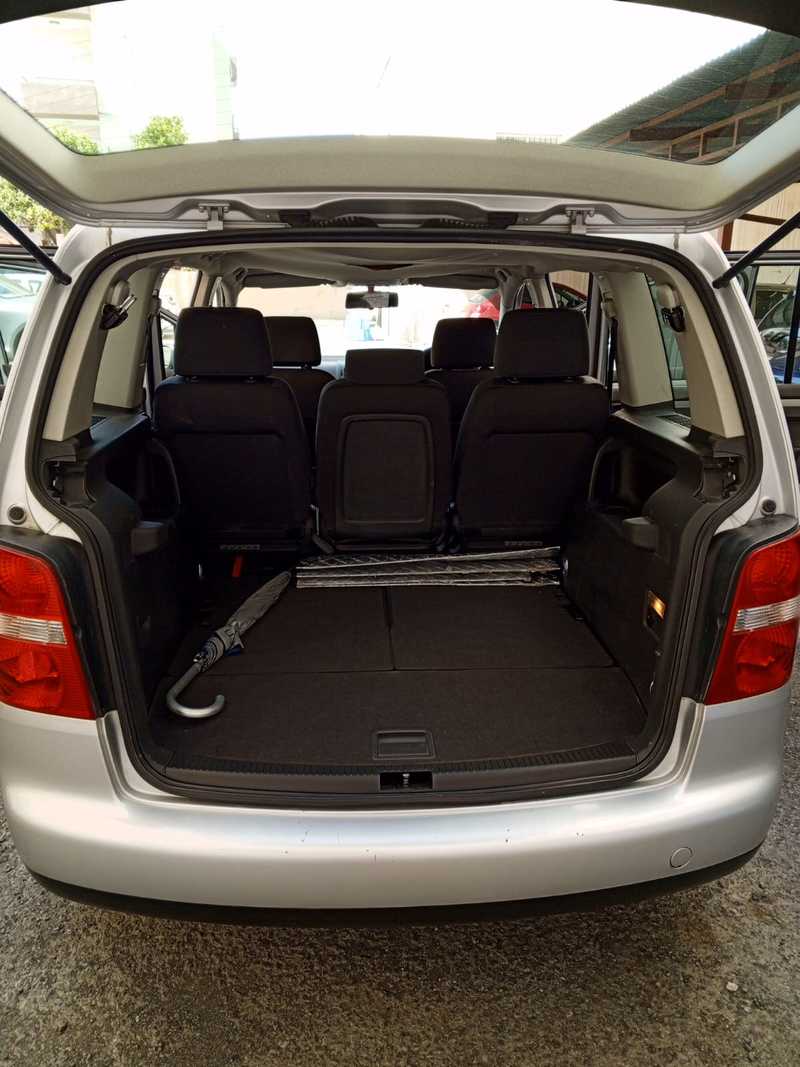 2004 Volkswagen Touran 1,6L 2004 Cyprus