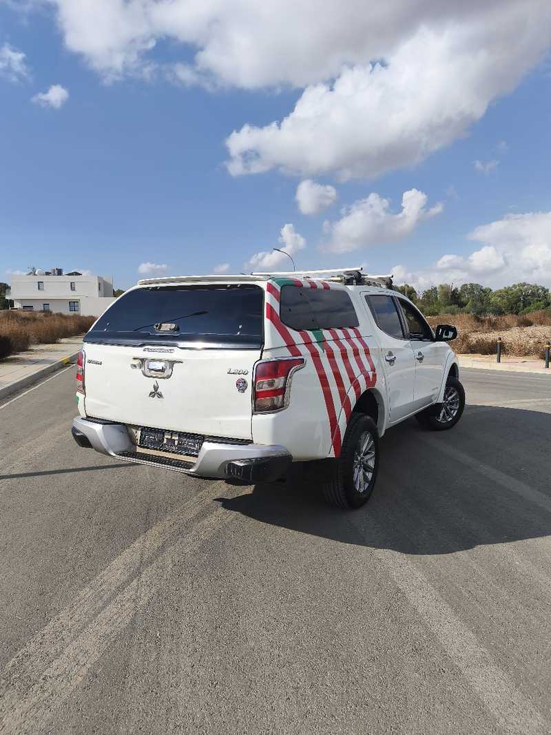 2016 Mitsubishi L200 2,4L 2016 Cyprus