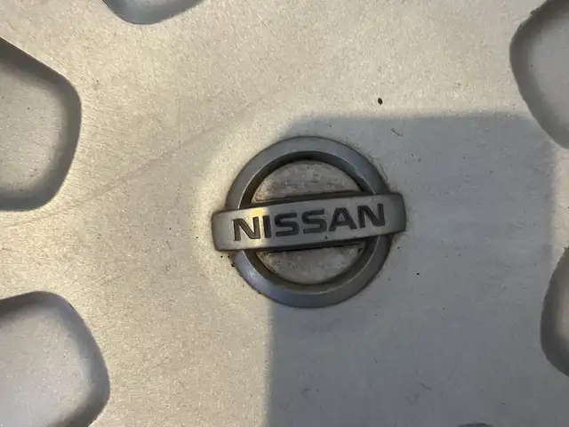 Nissan wheel cover, Επαρχία Λάρνακας — Λάρνακα - Φοινικούδες