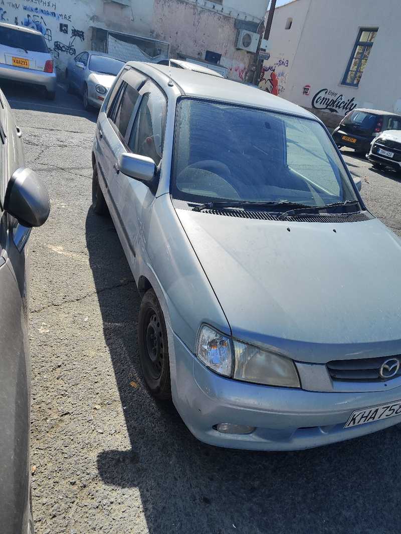 2000 Mazda Demio 1,3L 2000 Cyprus