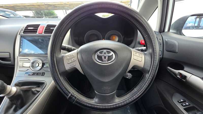 2008 Toyota Auris 2,2L 2008 Cyprus