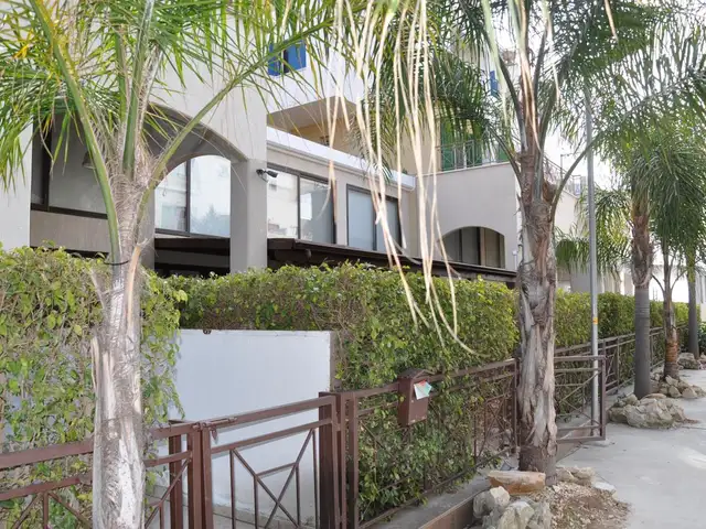 2-bedroom apartment to rent, Limassol — Germasogeia Tourist Area
