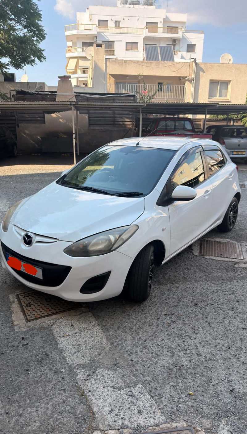 2014 Mazda Demio 1,3L 2014 Cyprus