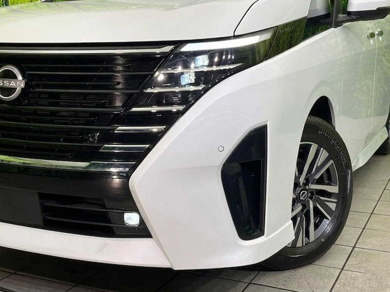 2023 Nissan Serena 2,0L 2023 Cyprus