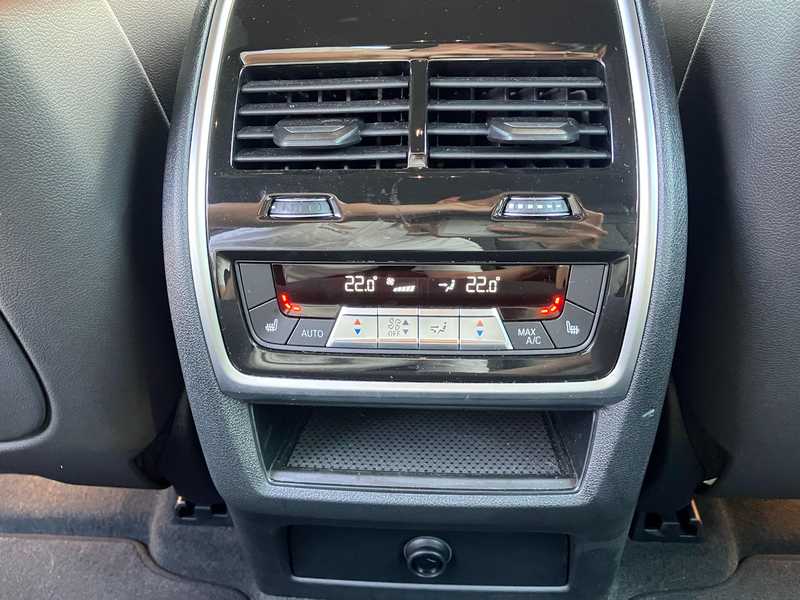 2022 BMW X6 3,0L 2022 Cyprus