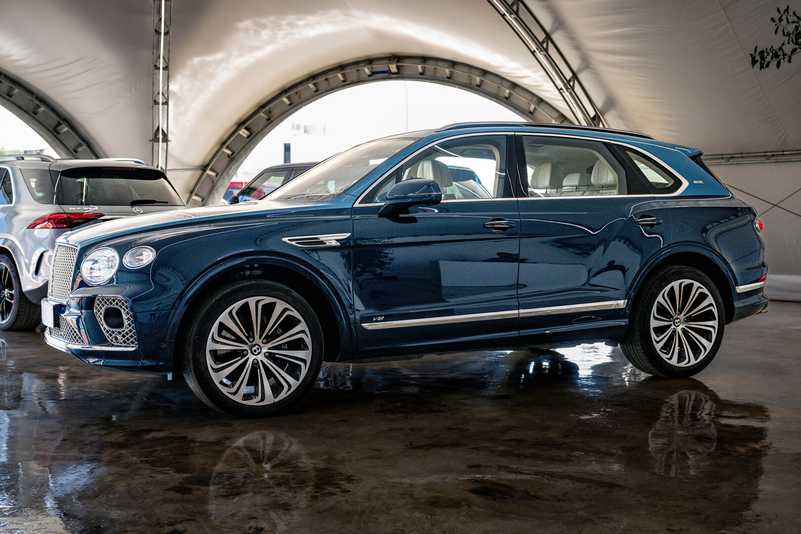 2021 Bentley Bentayga 4,0L 2021 Cyprus