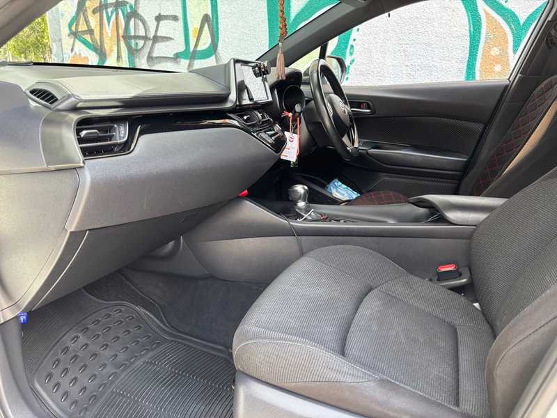 2017 Toyota C-HR 1,8L 2017 Cyprus