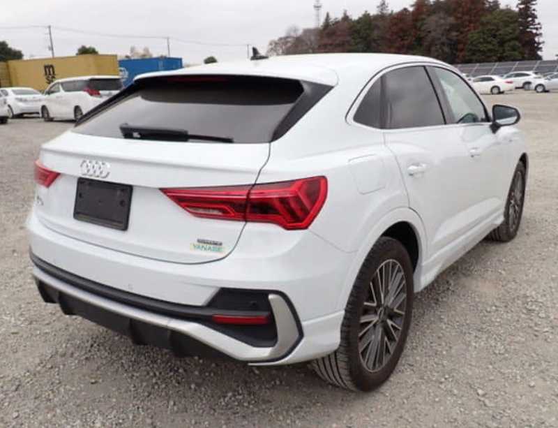 2022 Audi Q3 2,0L 2022 Cyprus
