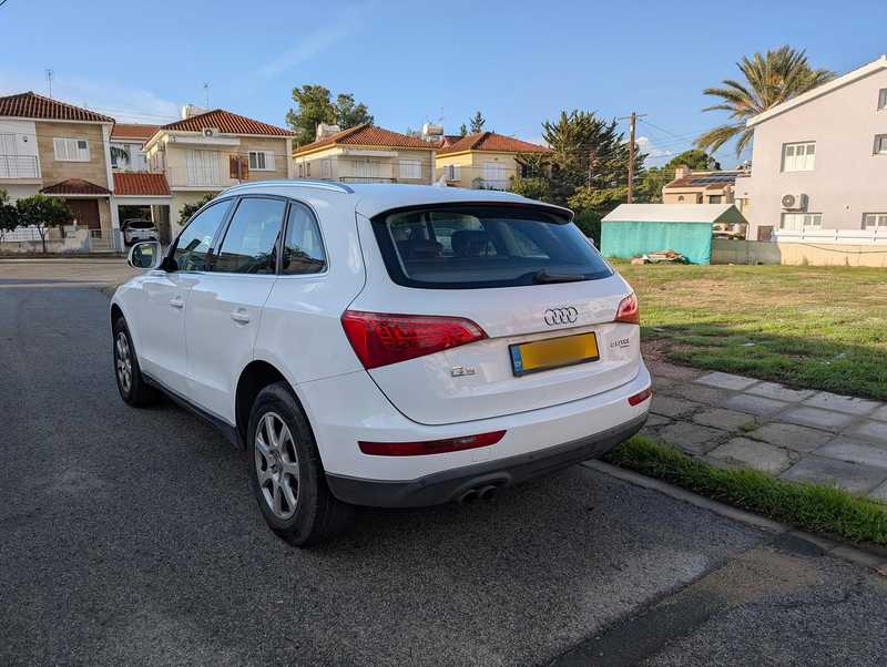 2011 Audi Q5 2,0L 2011 Cyprus