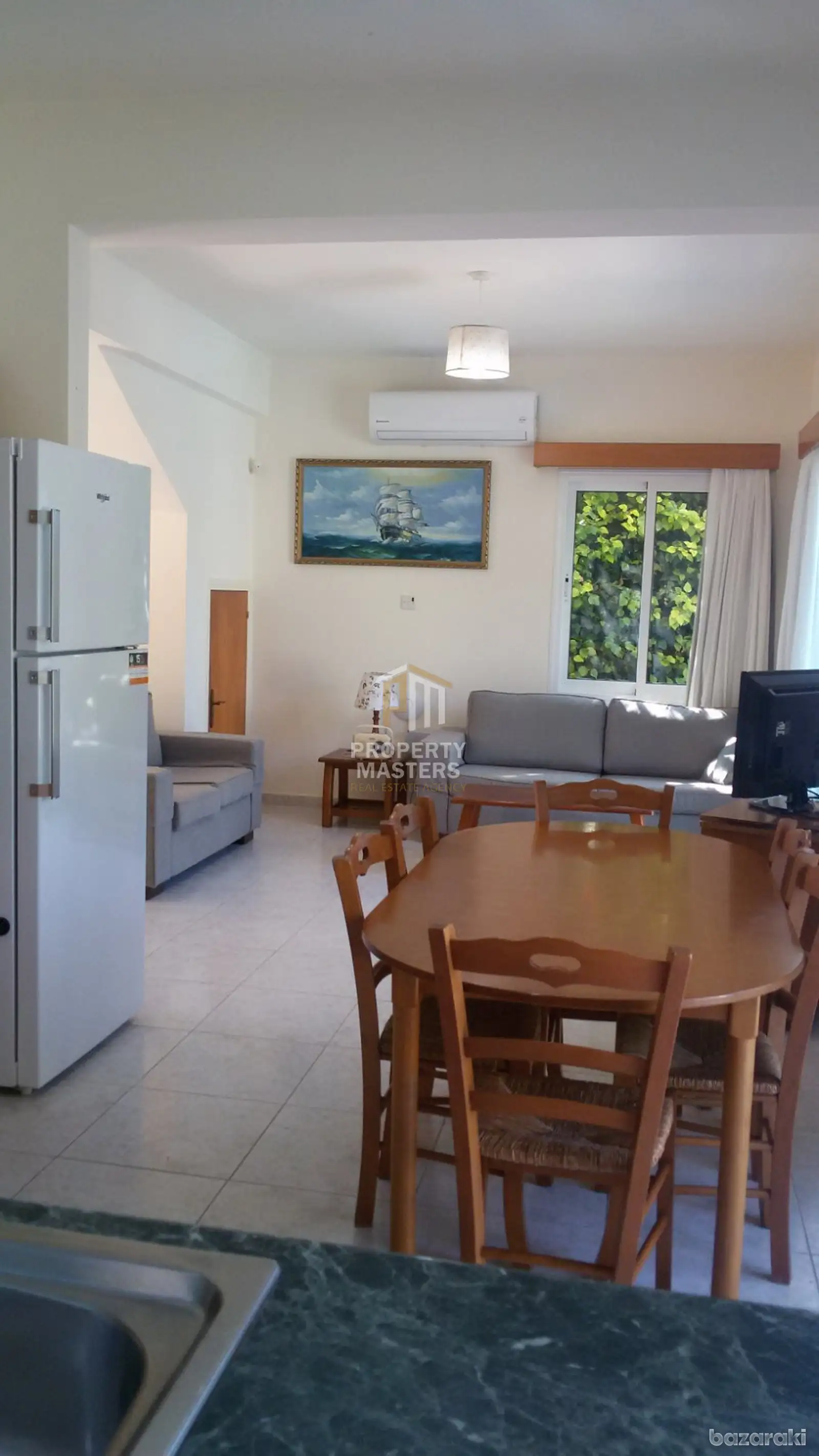 House, 3 bedrooms — 8