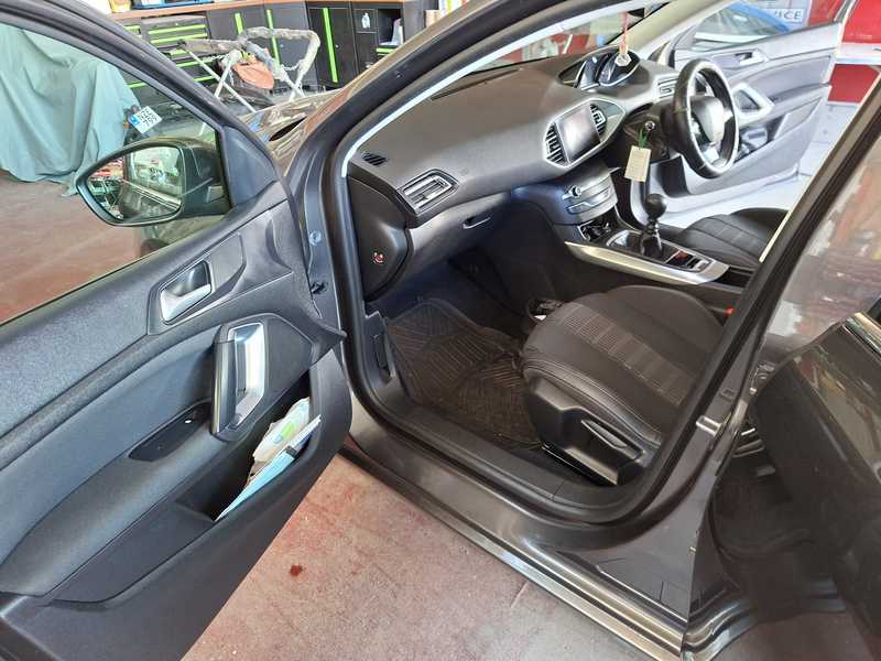 2018 Peugeot 308 1,2L 2018 Cyprus