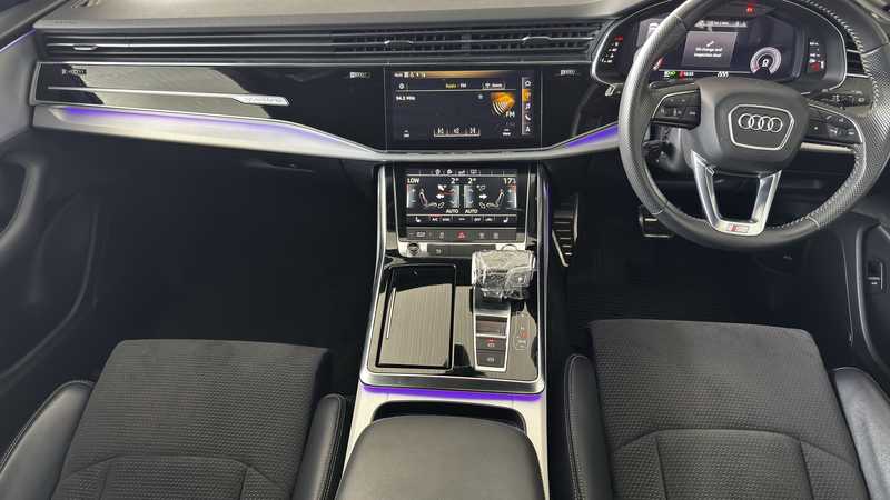 2021 Audi Q8 3,0L 2021 Cyprus