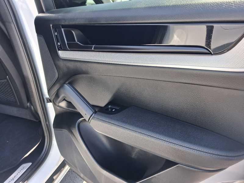 2025 Porsche Cayenne 3,0L 2025 Cyprus