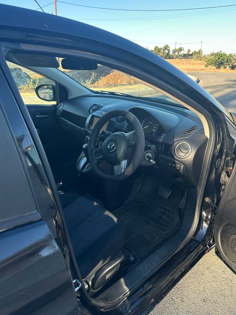 2011 Mazda Demio 1,3L 2011 Cyprus