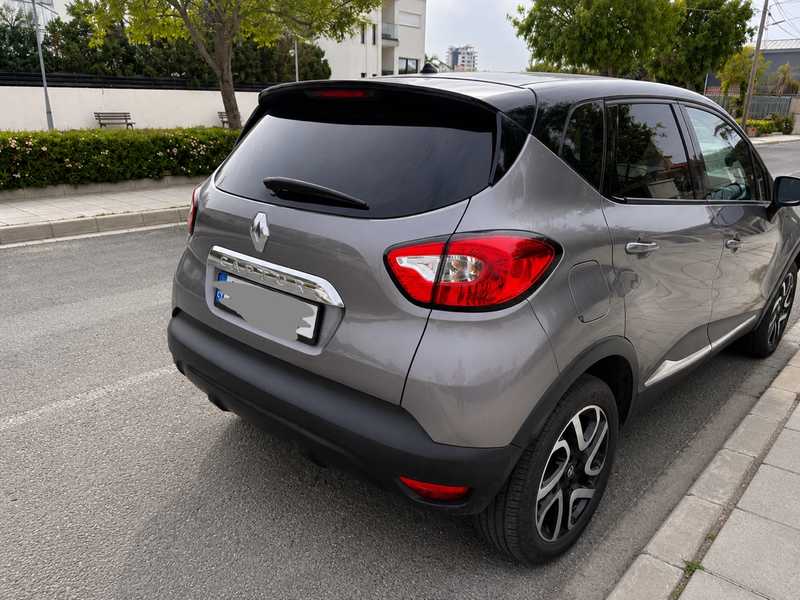 2017 Renault Captur 1,2L 2017 Cyprus