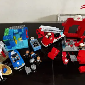 Lego bundle police and fire station bundle, Nicosia — Strovolos - Acropolis