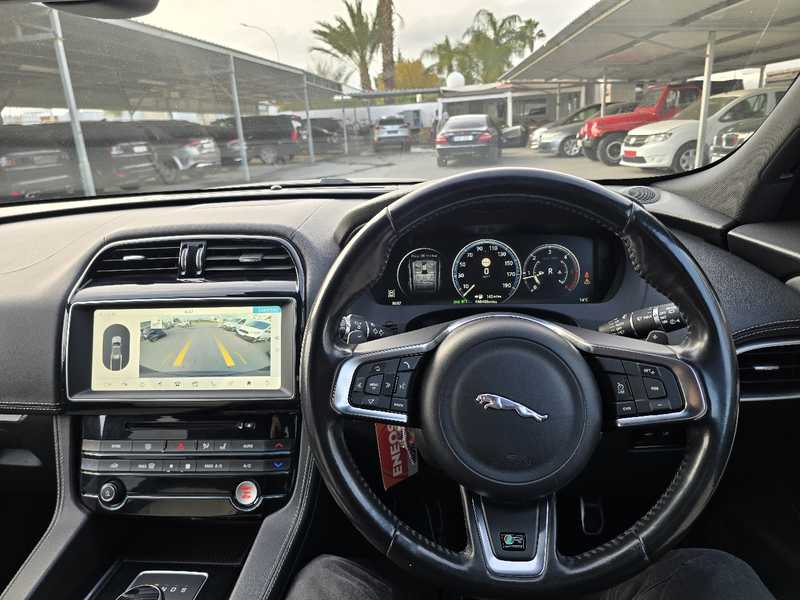 2017 Jaguar F-Pace 2,0L 2017 Cyprus