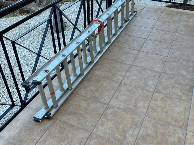Ladder 2 x stage aluminium 2.5m, Limassol — Pissouri