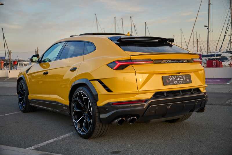 2023 Lamborghini Urus 4,0L 2023 Cyprus