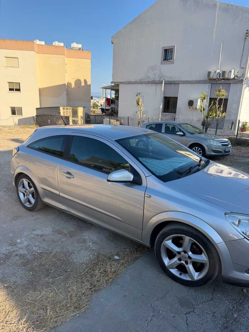 2006 Opel, Vauxhall Astra 1,6L 2006 Cyprus