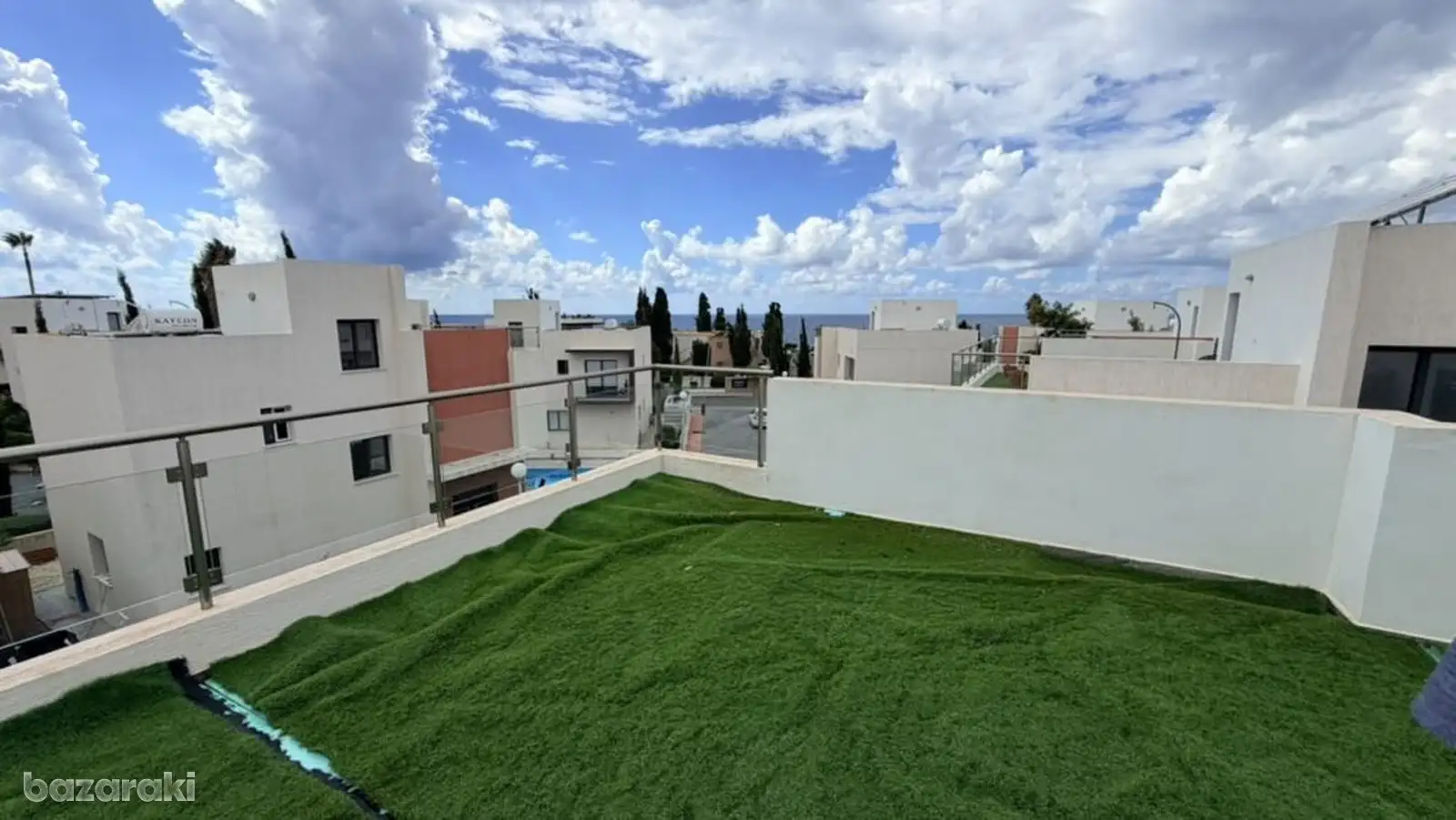 House, 3 bedrooms — 12