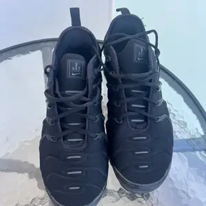 Nike air vapormax plus triple black, size 44.5, Limassol — Limassol - Agia Fyla