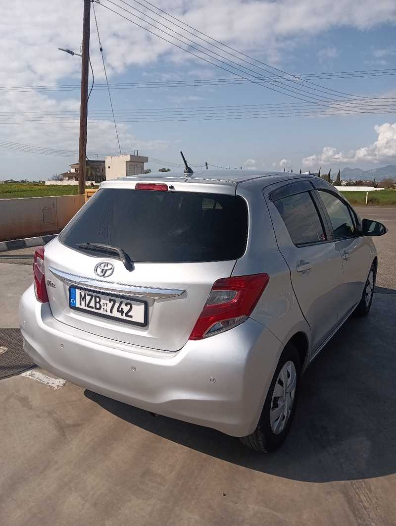 2014 Toyota Vitz 1,3L 2014 Cyprus