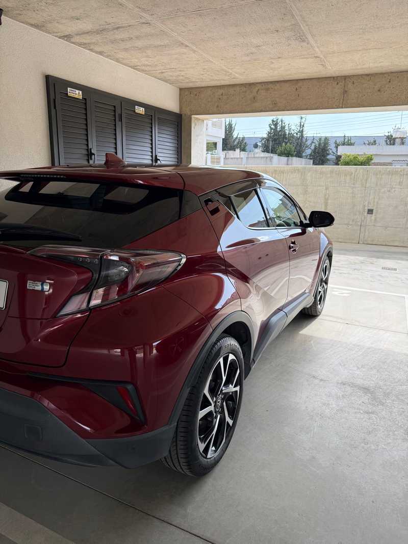 2017 Toyota C-HR 1,8L 2017 Cyprus