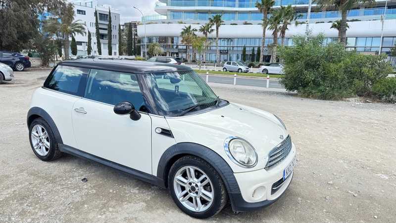 Mini Cooper 1,6L 2011