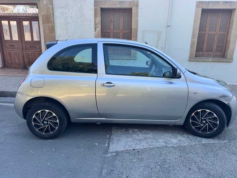 Nissan March 1,2L 2003