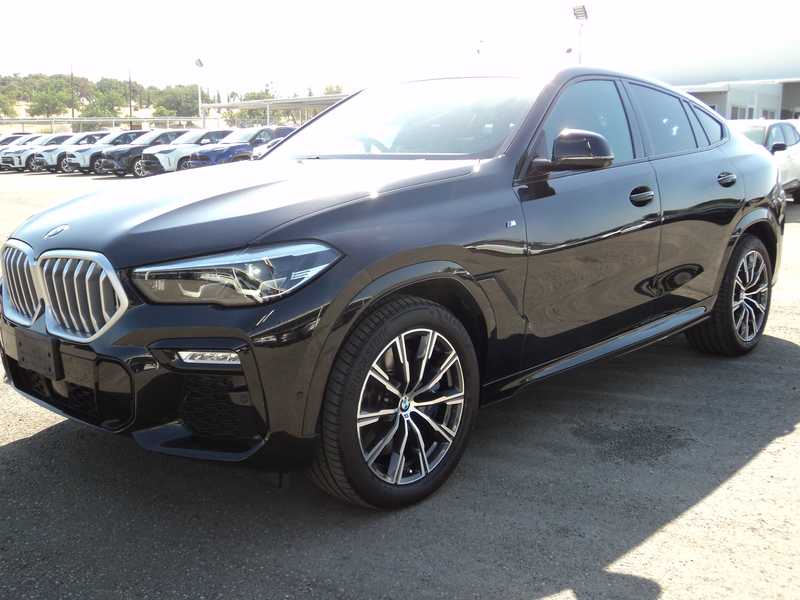 2021 BMW X6 3,0L 2021 Cyprus