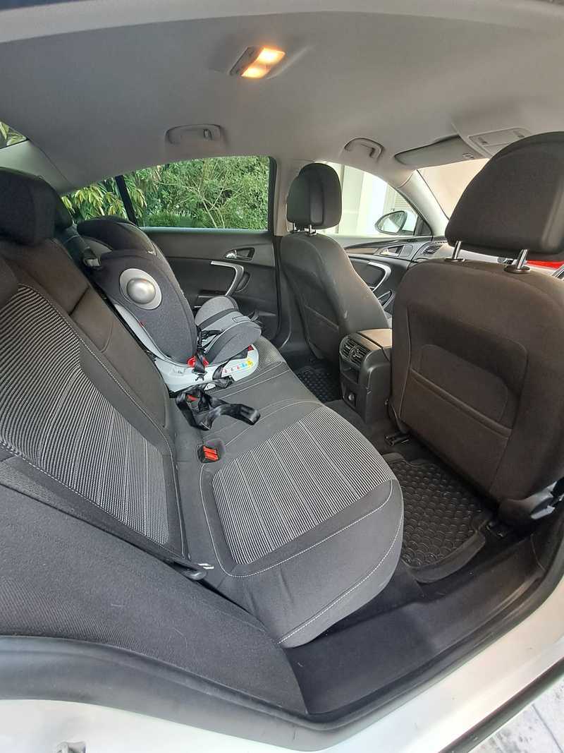2011 Opel, Vauxhall Insignia 1,6L 2011 Cyprus
