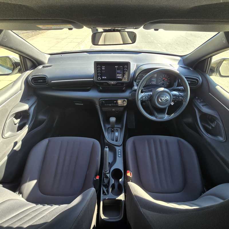 2022 Toyota Yaris 1,5L 2022 Cyprus