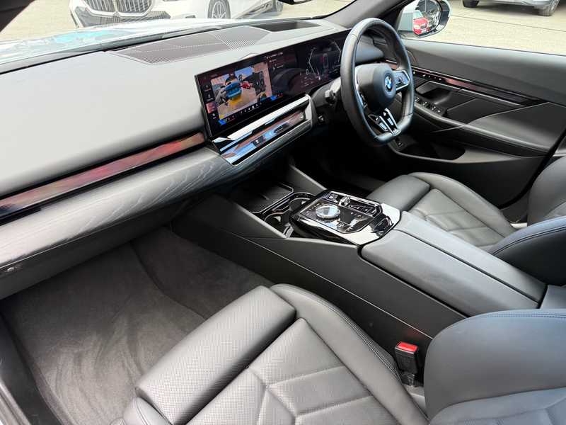 2024 BMW 5-Series 2,0L 2024 Cyprus