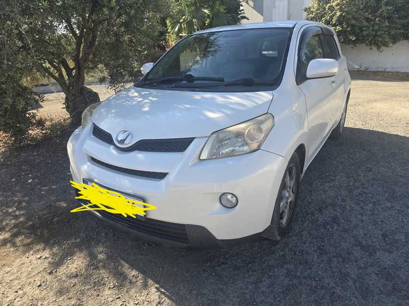 Toyota Ist 1,5L 2012