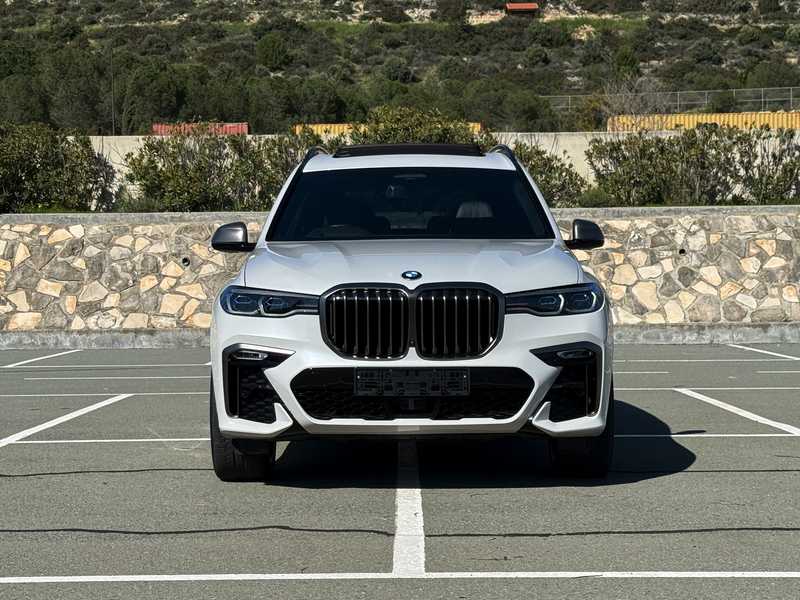 2021 BMW X7 4,4L 2021 Cyprus