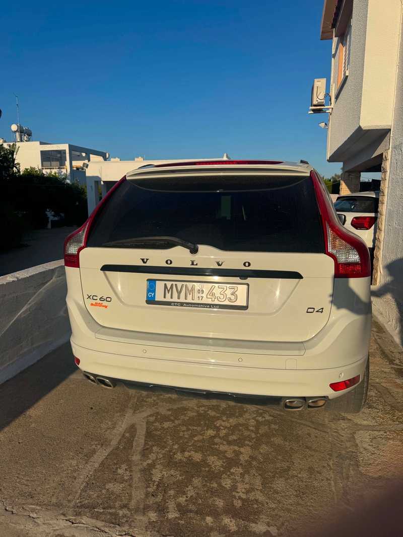 2017 Volvo XC60 6,4L 2017 Cyprus