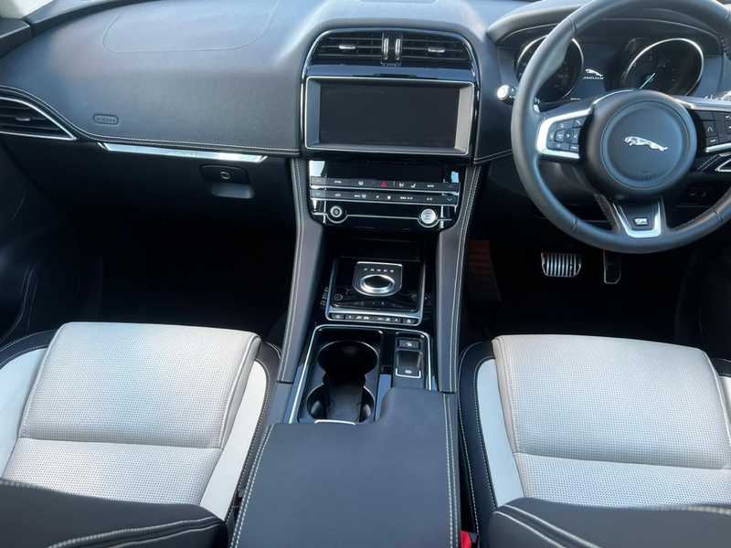 2020 Jaguar F-Pace 2,0L 2020 Cyprus