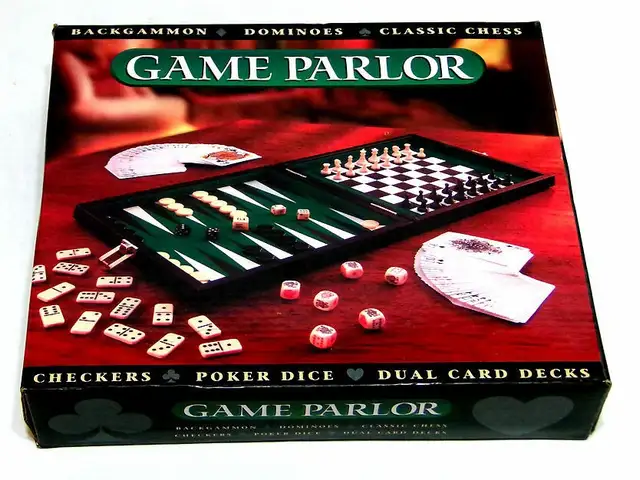 Game parlor backgammon dominoes chess - checkers - dice - decks w/ travel case, Επαρχία Πάφου — Paphos - Άγιος Θεόδωρος