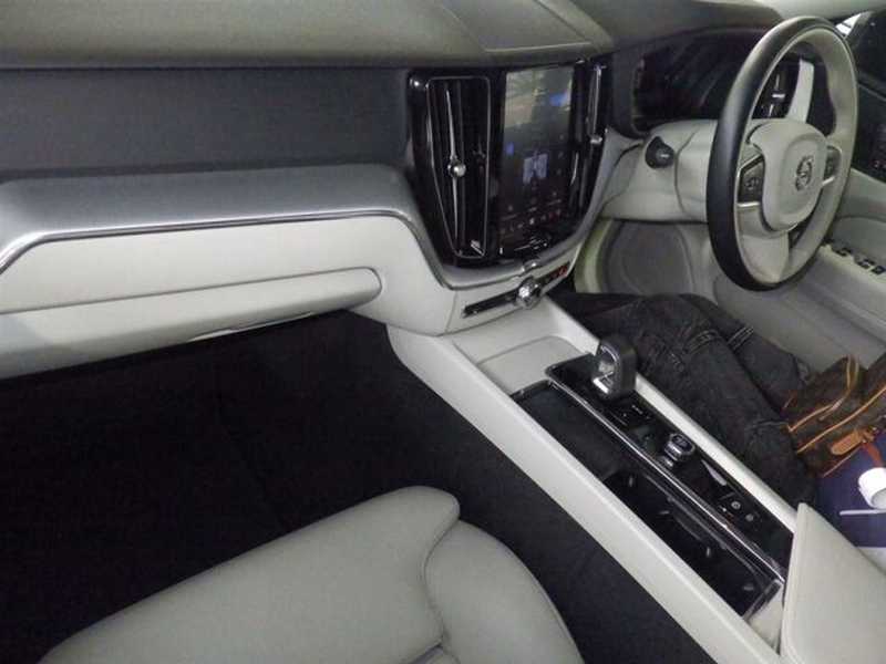 2022 Volvo XC60 2,0L 2022 Cyprus