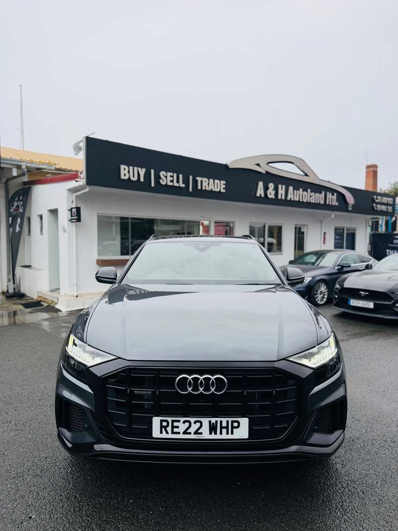 Audi Q8 3,0L 2022