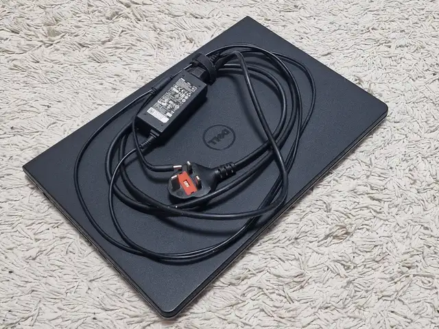 Dell laptop, Limassol — Kolossi -Agios Loukas