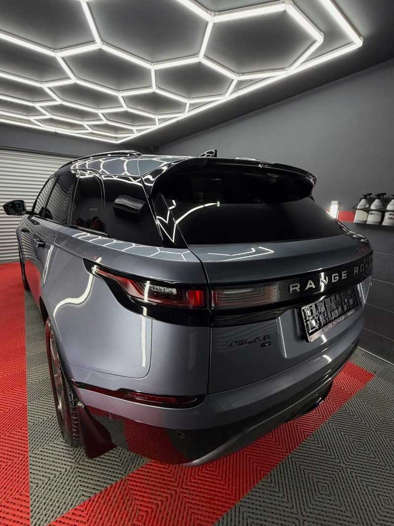 2021 Land Rover Range Rover Velar 2,0L 2021 Cyprus