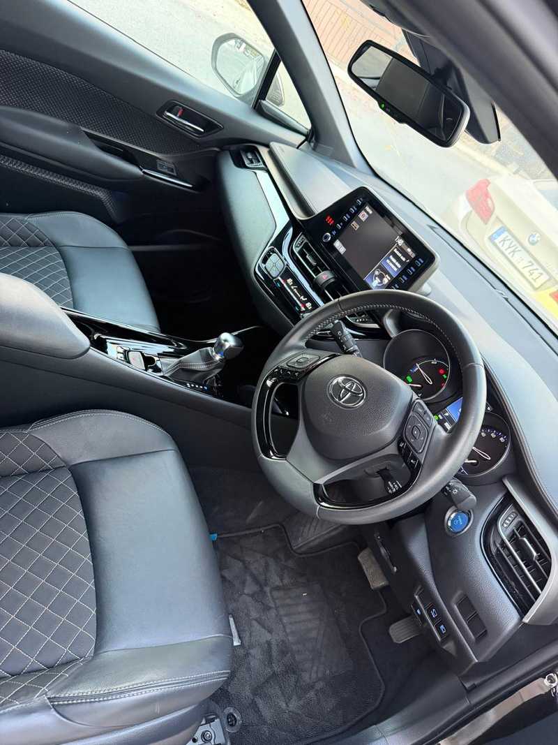 2022 Toyota C-HR 1,8L 2022 Cyprus