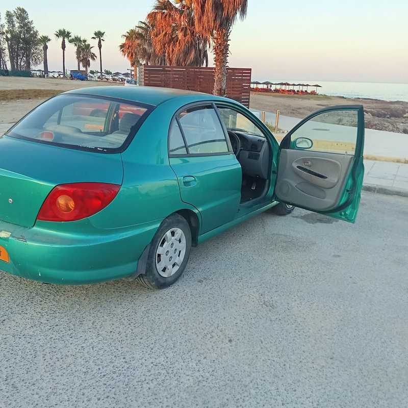 KIA Rio 0,4L 2003
